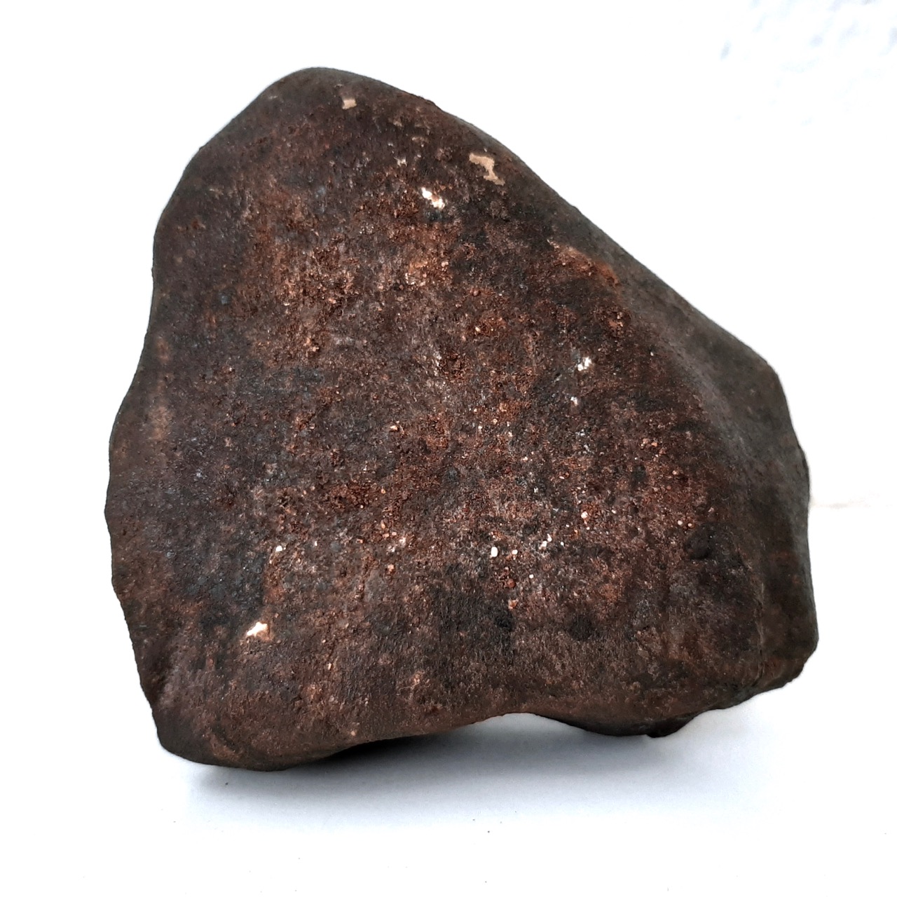 Sayh al Uhaymir. SaU 001 meteorite. 70% crust.