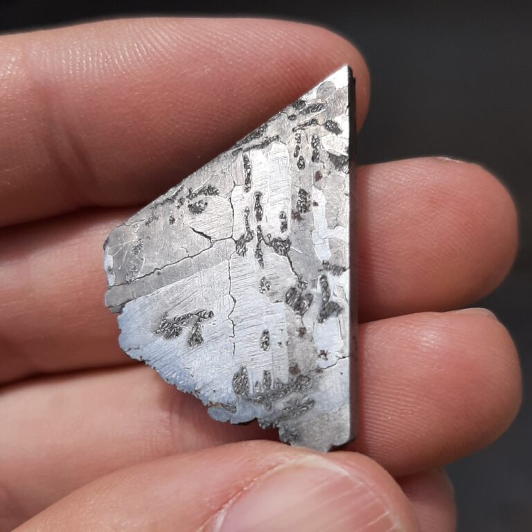 Zapaliname meteorite. Only 1 mass found. Slice.