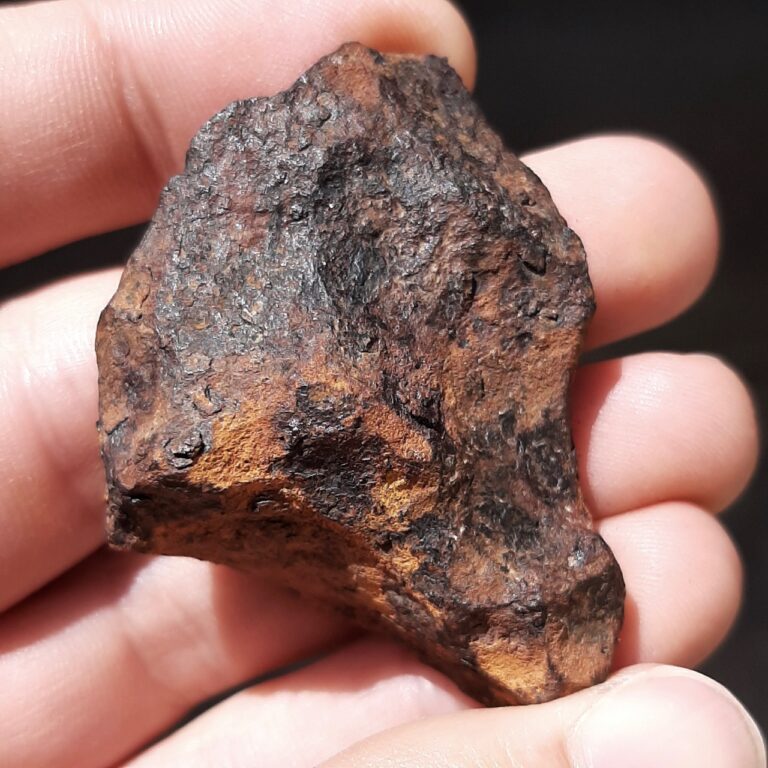 Boxhole meteorite. Australian iron. Crater maker.